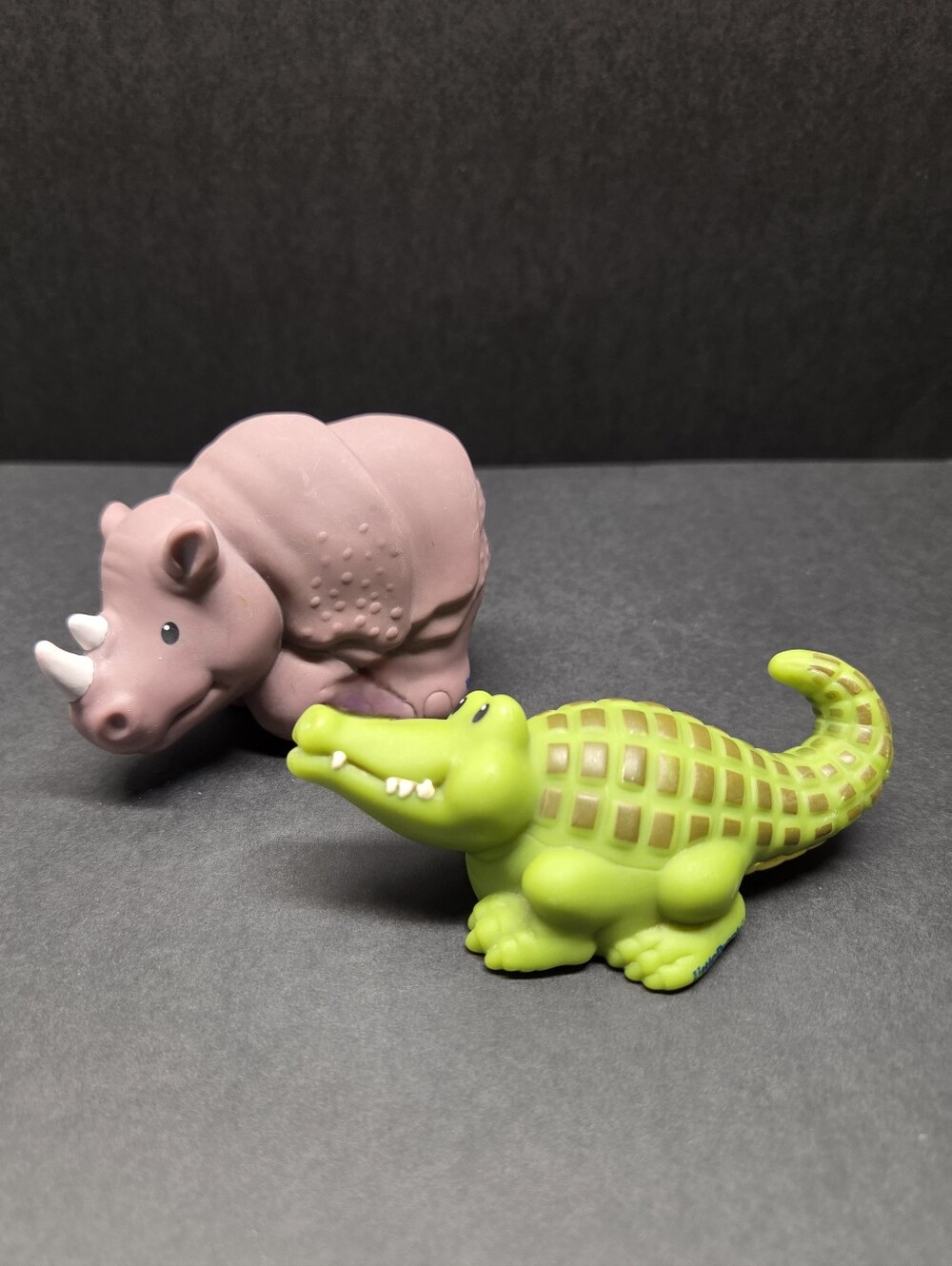 Little People Alligator & Rhino Fisher Price Zoo Animals 2011